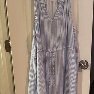 Time and Tru Blue and White Ruffled Dress